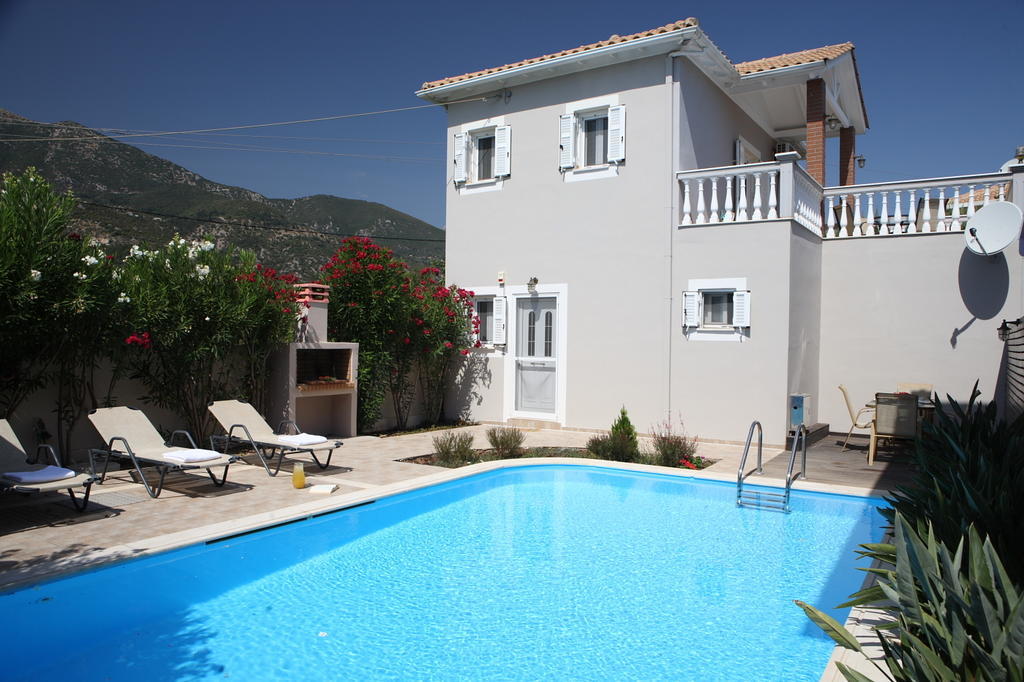 Le Torri Villas By Nidri Holiday Villas Exteriör bild