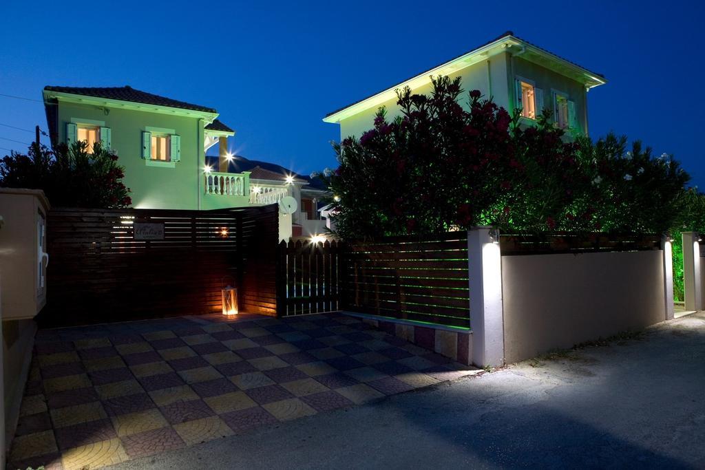 Le Torri Villas By Nidri Holiday Villas Exteriör bild